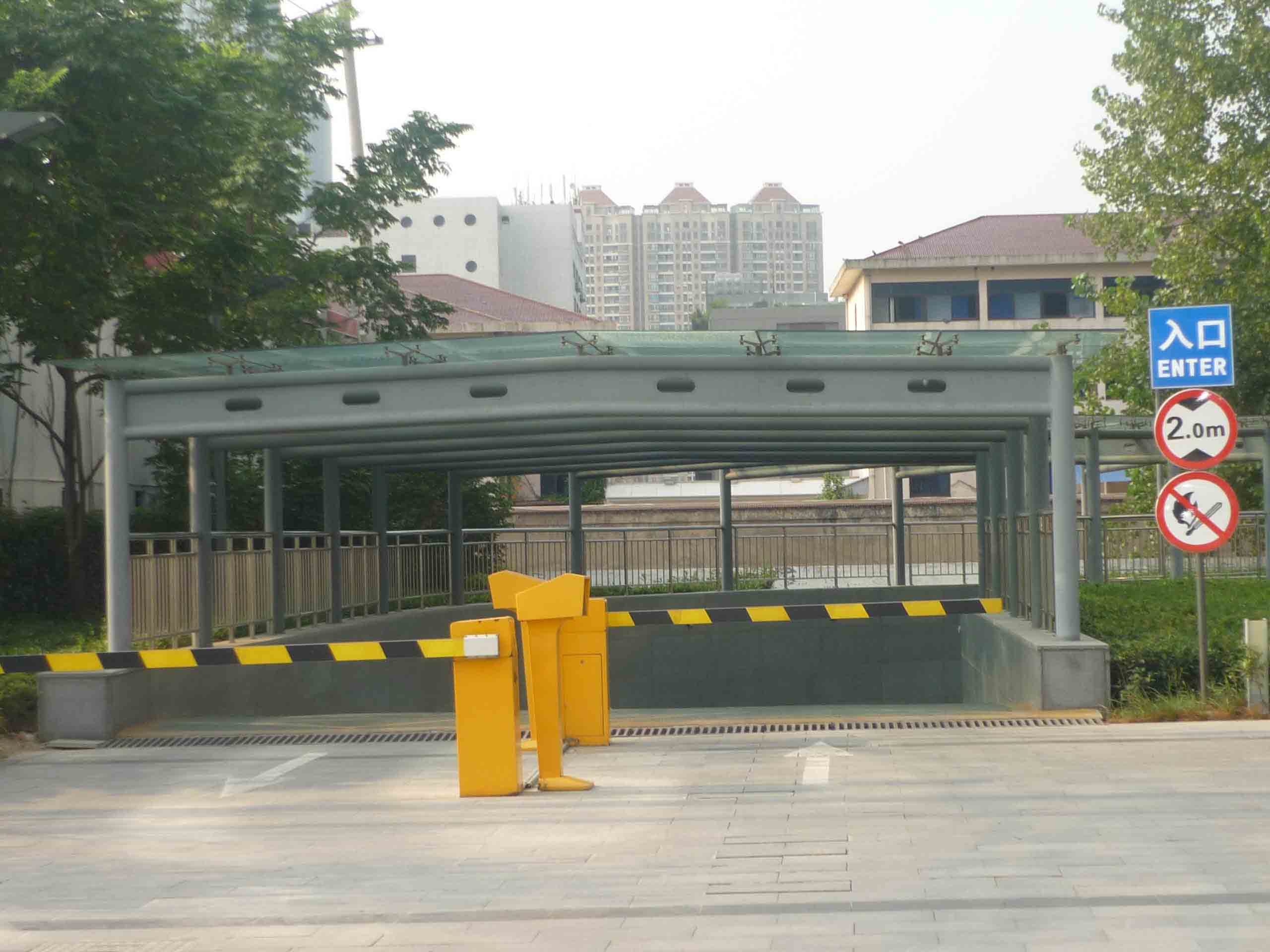 陜西地下車庫(kù)出入口
